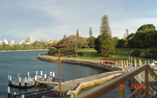 ze) Royal Botanic Gardens.jpg