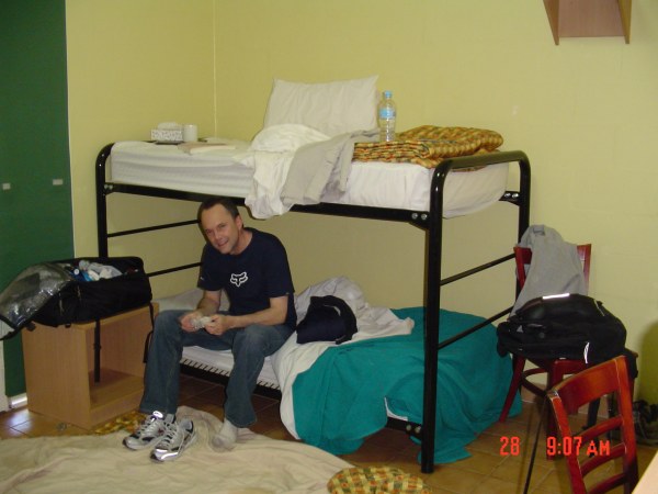 zo) OurBunkBedRoom.jpg