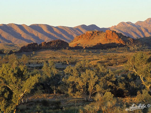 zzk) WestMacDonnellRanges.jpg