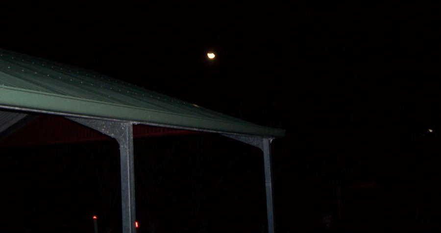 zzzy) InvertedlMoon.jpg