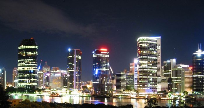 l) BrisbaneBy(Friday)Night.jpg
